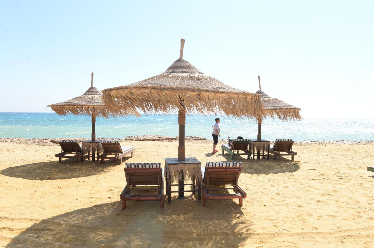 Savanna Empire Spa & Resort Ataqah Extérieur photo